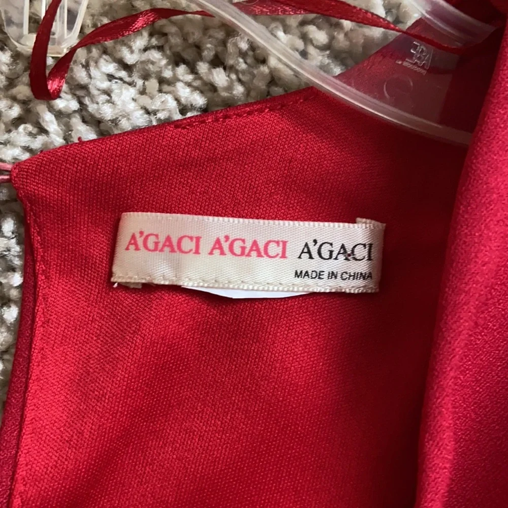 Red jumpsuit Romper. Pleated front. Open back. Size medium. Brand A’gaci - Picture 5 of 5